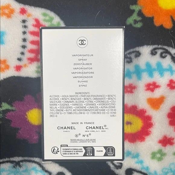 Chanel N°5 Eau de Parfum 50ml Box - Picture 3 of 10
